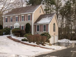 7 Rockbound Rd, Bedford, NH 03110