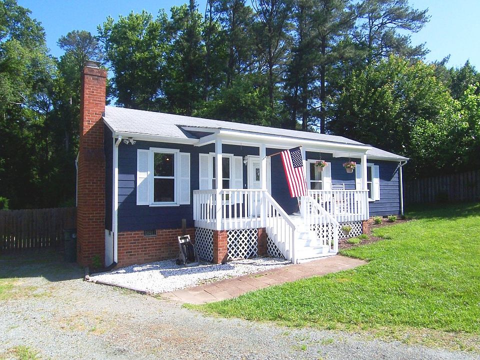1st image of 2406 Laurandrew Cir