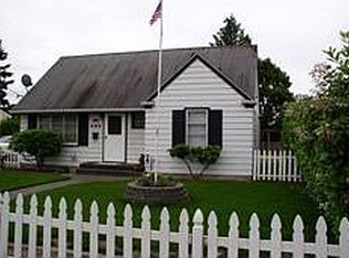 633 SW 137th St, Seattle, WA 98166