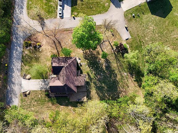 5th image of 105 Hidden Creek Ln