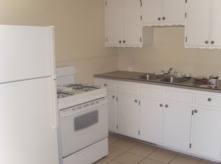 1209 N 26th St APT B, Saint Joseph, MO 64506