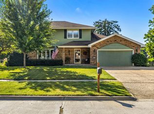 4416 74th St, Urbandale, IA 50322