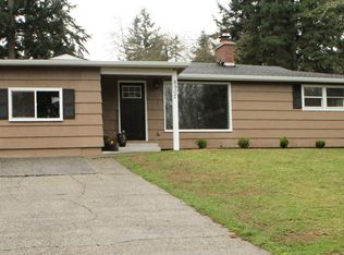 8902 31st St W, University Place, WA 98466