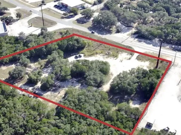 8865 Fm 1283, Pipe Creek, TX 78063