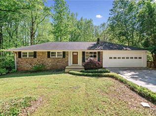 1131 Mayfield Dr, Decatur, GA 30033