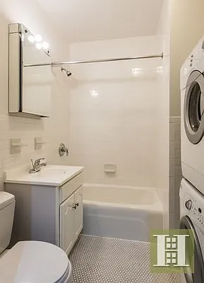 Rented by Halstead Real Estate | media 23