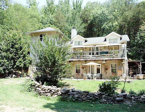 1st image of 177 Flynns Lick Ln