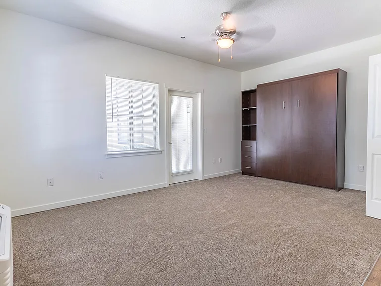 Riverplace Apartment Homes — Photo 42