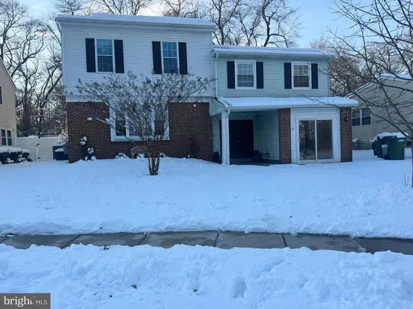 1 Kendall Ct, Marlton, NJ 08053