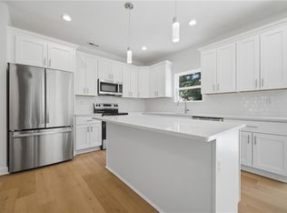 3010 Smithfield Rd, Portsmouth, VA 23702