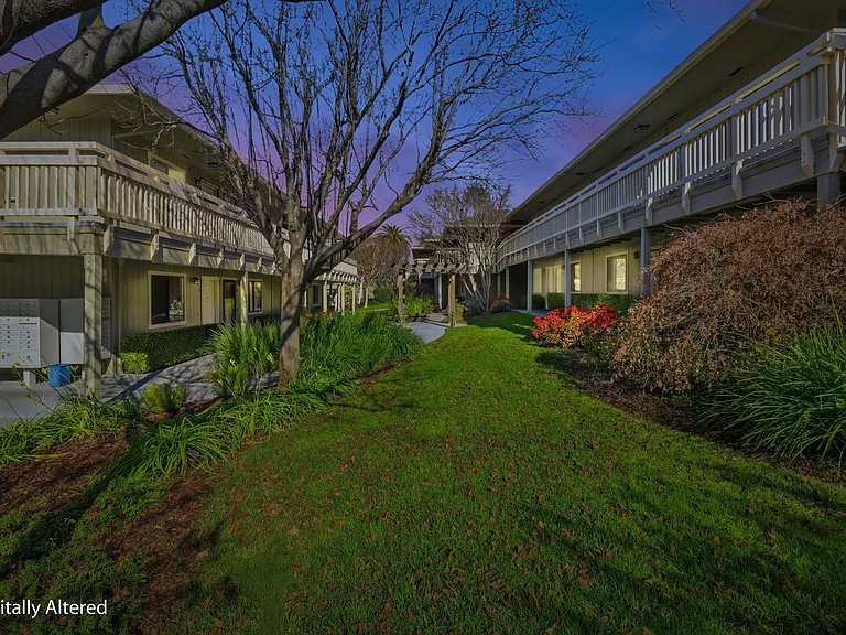 720 Petaluma Blvd S #28 — Photo 43