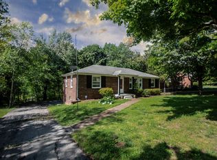 12 Lacy Ln, Clarksville, TN 37043