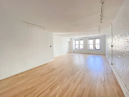 Rented by Owner | media 8