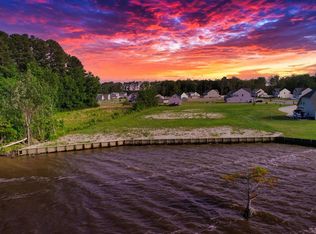 110 Chapman Ln, Moyock, NC 27958