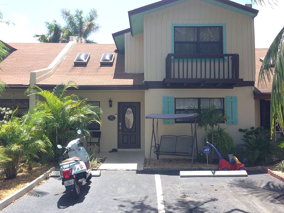 1st image of 688 NE 1st St