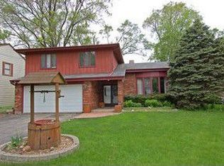 6109 Pingree Rd, Crystal Lake, IL 60014