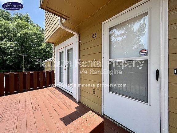 2nd image of 63 Sandalwood Cir