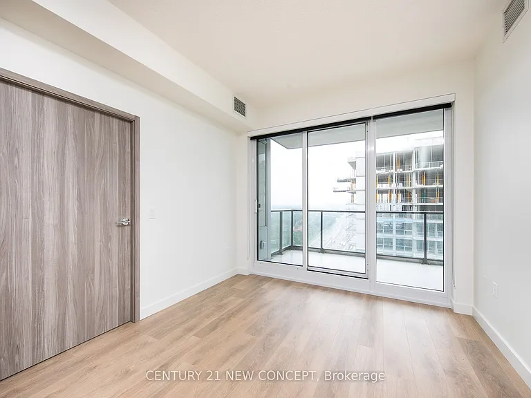 85 McMahon Dr #3205 — Photo 8