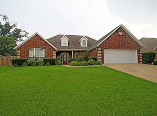 2303 SW Penny Ln, Bentonville, AR 72712