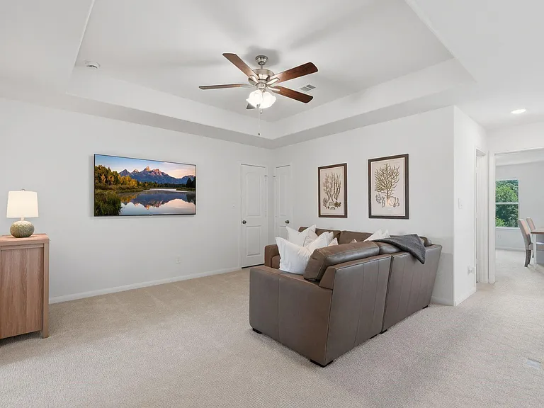 208 Peninsula Point Dr — Photo 32