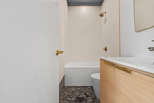 Rented by Doorway NYC, LLC | media 20