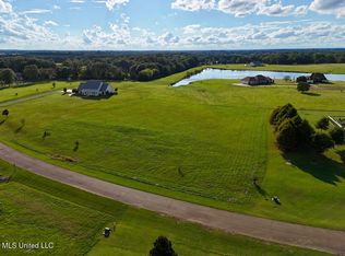 1 Andover Dr, Flora, MS 39071