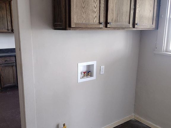 3rd image of 2628 Oakwood Ave #2628