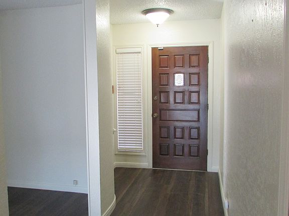 2nd image of 904 Turtle Bend Dr