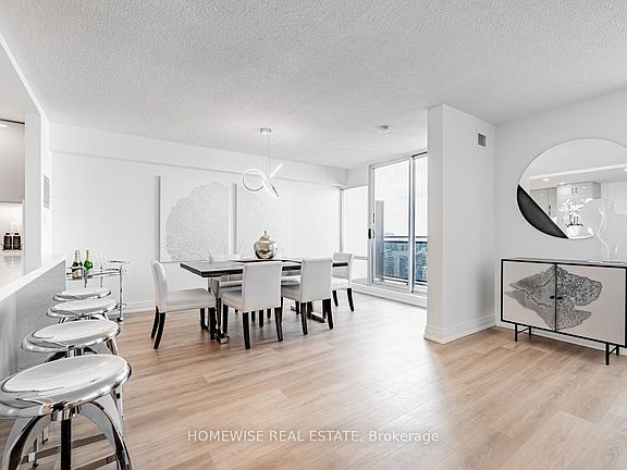 2nd image of 7 Jackes Ave Penthouse 2903