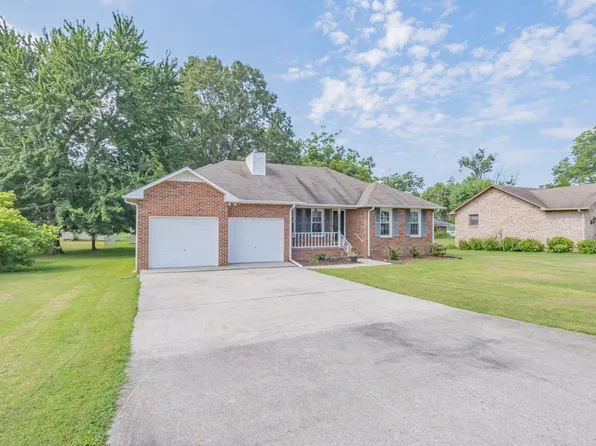 110 Bradbury Ct, Tullahoma, TN 37388