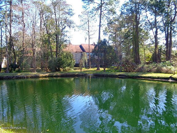 3rd image of 1207 Wood Hill Pl