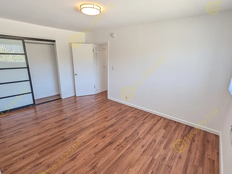 1027 N Stanley Ave #6 — Photo 20