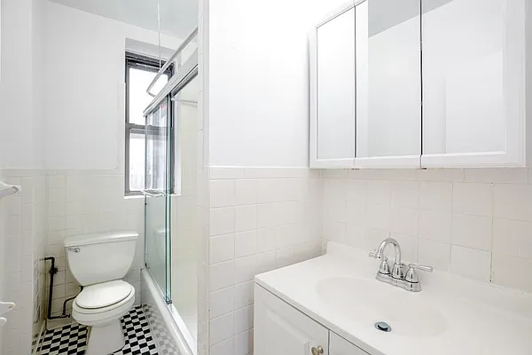 Rented by Real Direct | media 20