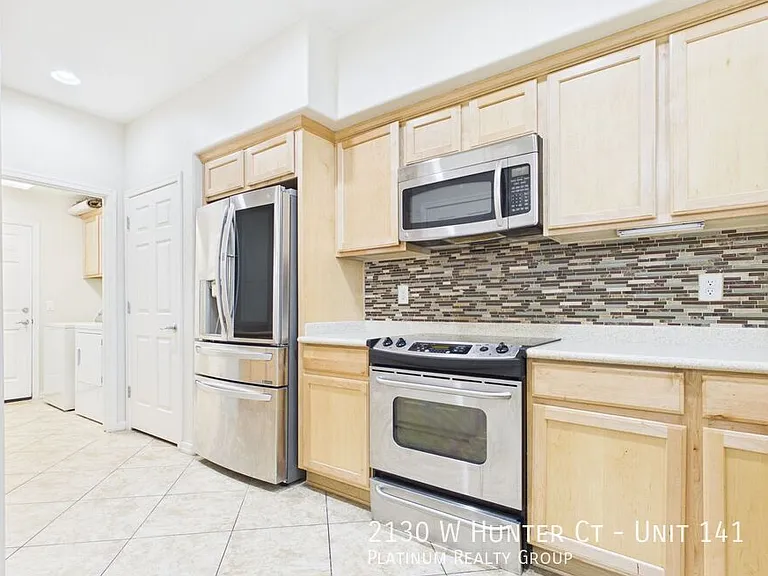 2130 W Hunter Ct #141 — Photo 2