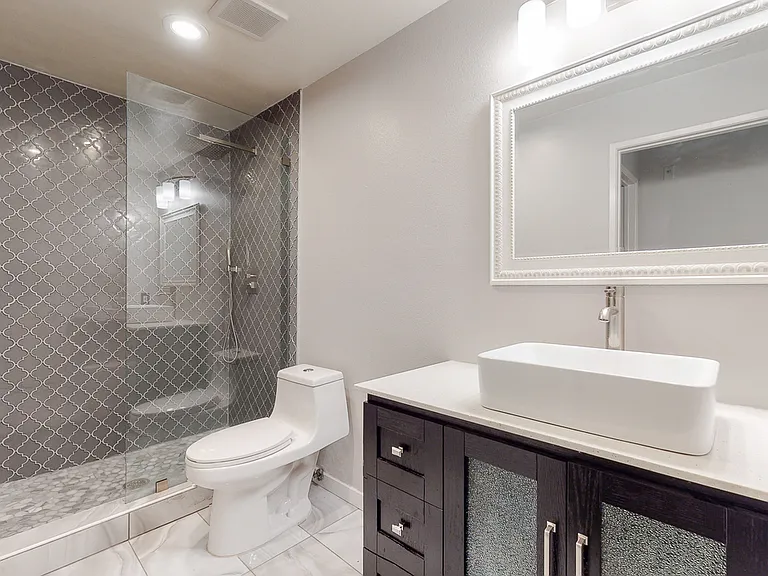 235 Main St #317 — Photo 31