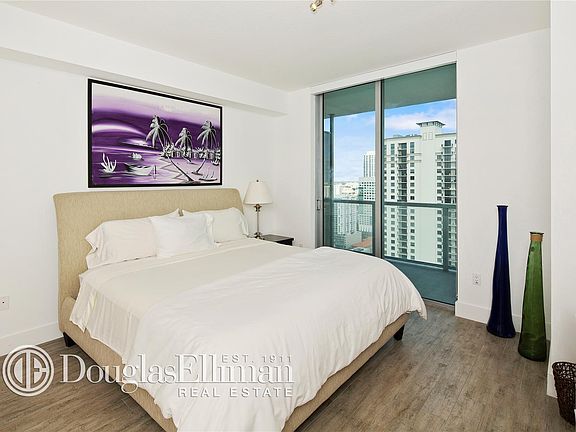 4th image of 1111 SW 1st Ave APT 3222-N