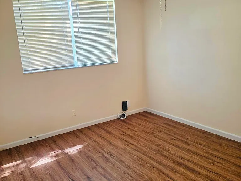 5940 NW 64th Ave #106 — Photo 15