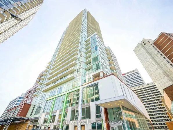 33 Helendale Ave, Toronto, ON