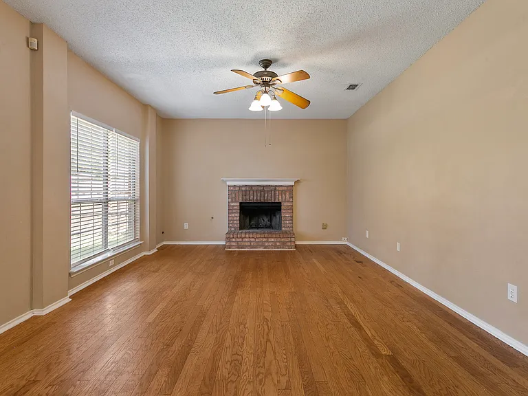 7605 Bryce Canyon Dr W — Photo 21