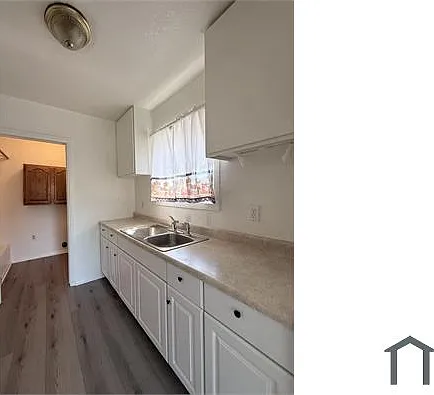 195 W Magnolia Ave