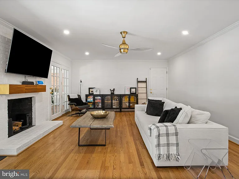 2606 N Quincy St — Photo 24