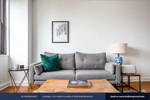 Rented by The Blueground | media 2