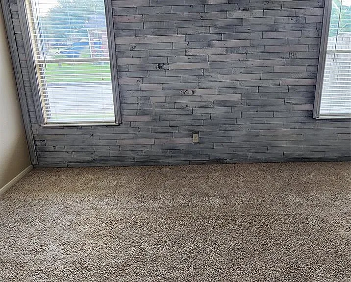 8830 Summerset Meadow Ct — Photo 17