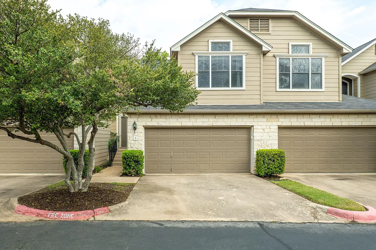 Building Photo - 4501 Whispering Valley Dr #3