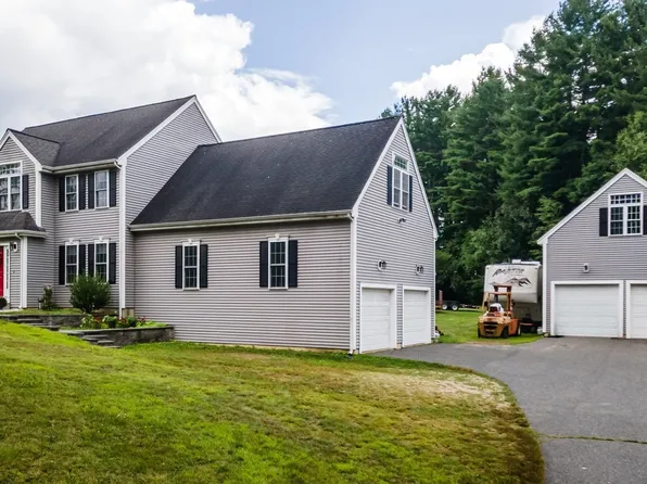 562 Mendon Rd, Sutton, MA 01590