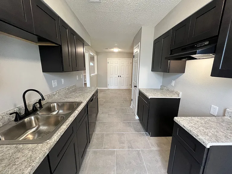 3861 Innsbrook Dr — Photo 8
