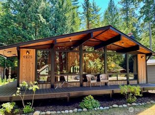 1975 Wellington Rd, Point Roberts, WA 98281