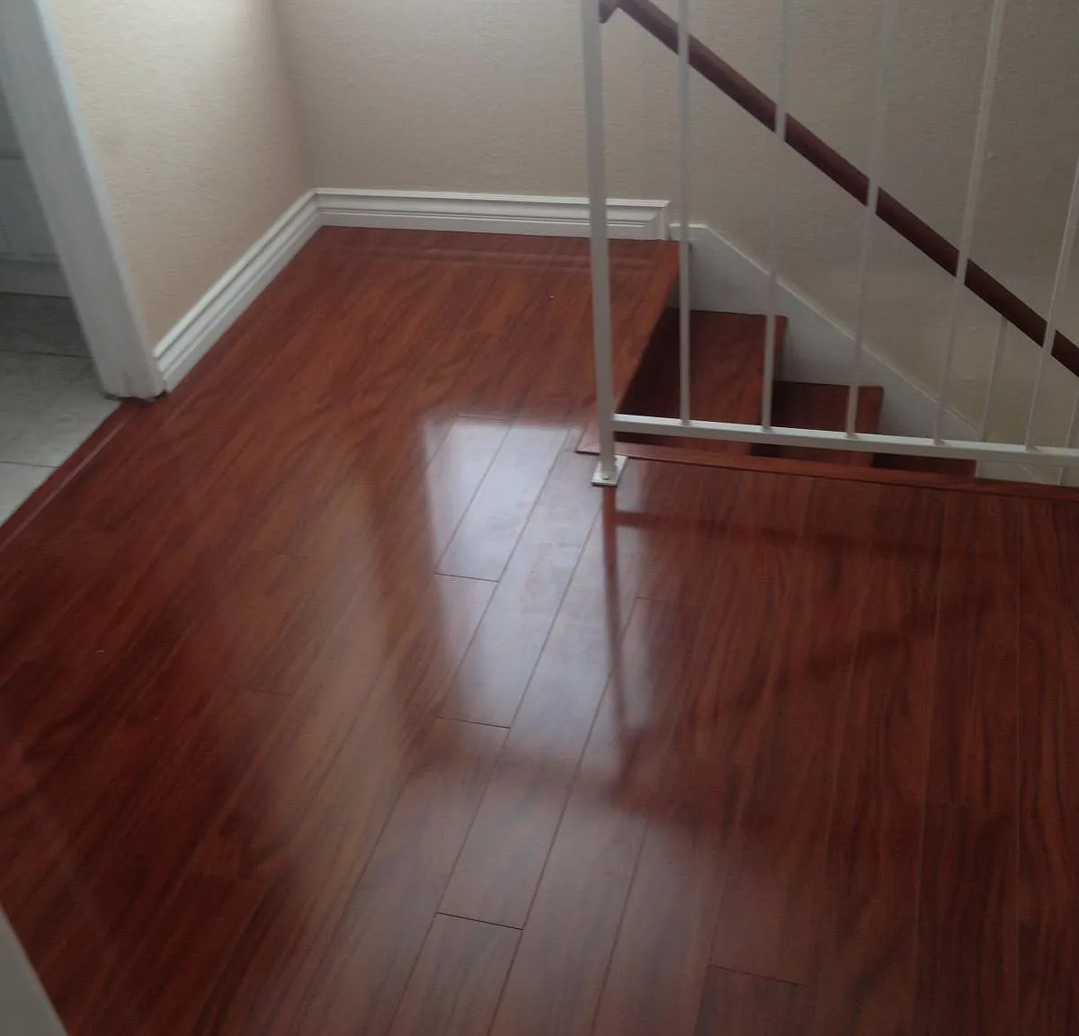 2 bed, 1.5 bath, 1100 sqft, $2,500 — Photo 2