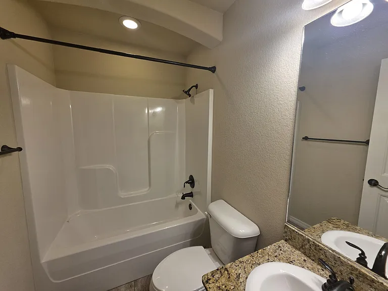 3072 N Autumn Rose Ave — Photo 8