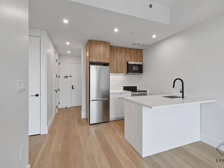 80 Linden Blvd #7I — Photo 8